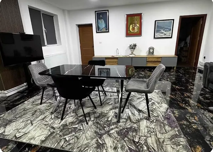 1 Curte Parcare Privata Centru * Craiova