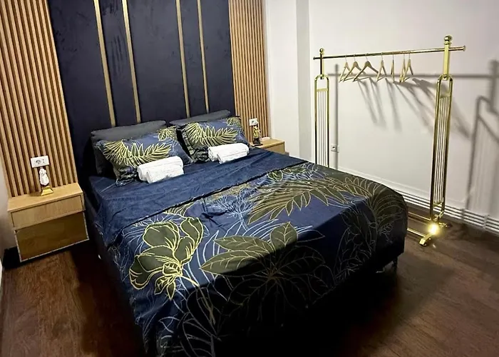 1 Curte Parcare Privata Centru * Craiova